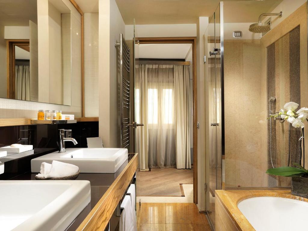 Mario De' Fiori 37 Hotel Rome Bilik gambar